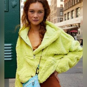 NWT Free People Movement Nantucket Fleece Pullover, size Large, celery juice